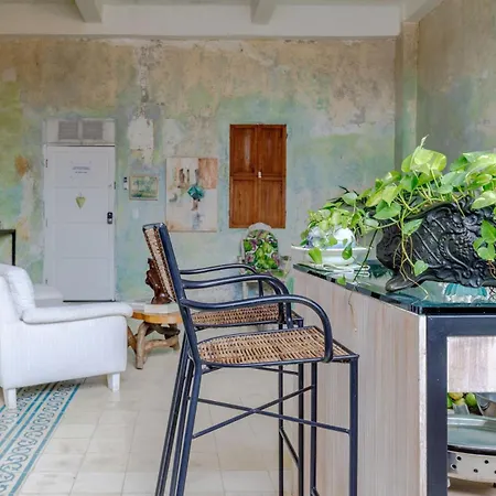 Magnifico En La Ciudad Amurallada Apartamento