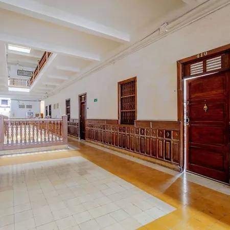 Magnifico En La Ciudad Amurallada Apartamento